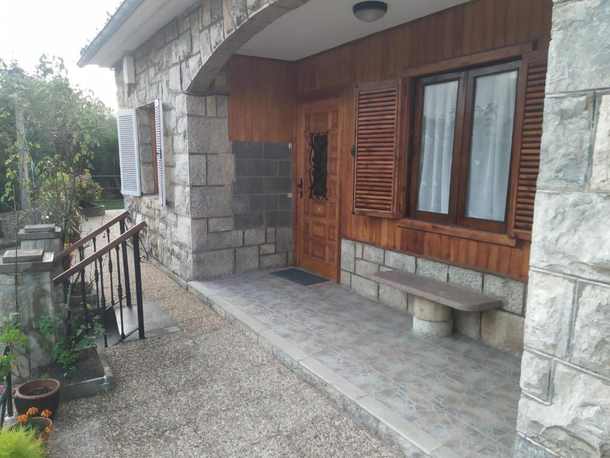 Villa Noriega Ля Франка Экстерьер фото